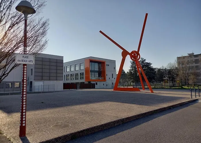 Hyper Centre De - N21 *